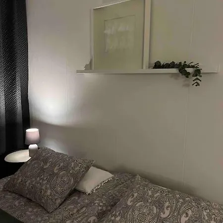 Spacious For 5 Next To The Train Station Apartment Rovaniemi