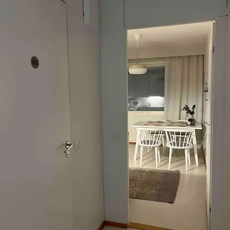 Apartment Spacious For 5 Next To The Train Station Rovaniemi